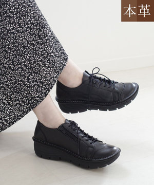 本革超軽量レースアップスニーカー