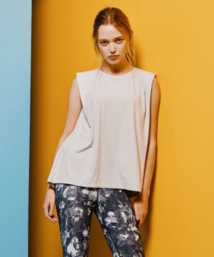  【水陸両用】　トップス　M・L　【Reir（レイール）】