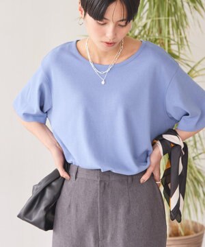 バックスリットＴシャツ