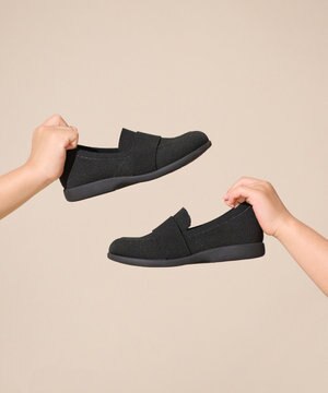 “撥水＆洗えるニットシューズ” KIDS スリップオン シューズ