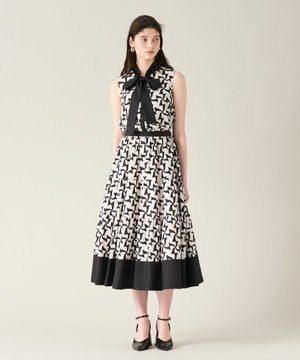  リボンプリントノースリーブトップ