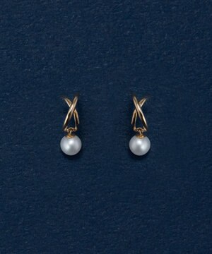  【K10】クロッシングパールピアス