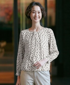 【XSサイズ~/洗える】ロイヤルシフォン スクエア柄 デザインブラウス