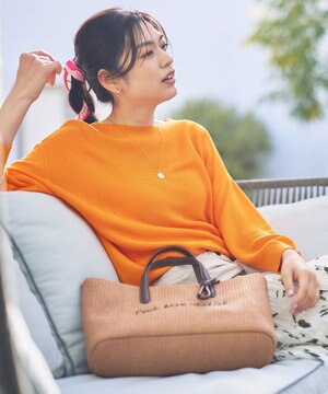  アクリルガーターニット