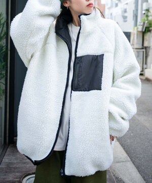  リバーシブルボアブルゾン