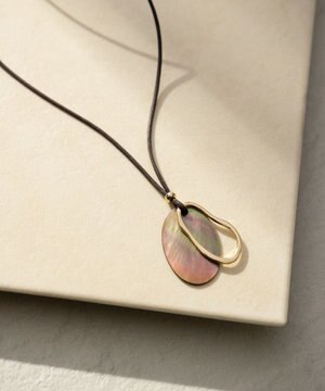  オーバルシェル コンビ ネックレス