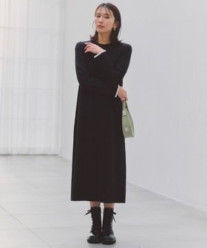  フリルトリミング ニットワンピース