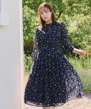  【新色追加・洗える】花柄フリルドレープワンピース