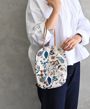  筆記帳刺繍のminiバッグ
