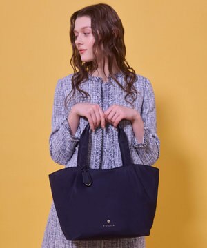  【A4サイズ対応】BLOOMING BUD NYLONBAG ナイロンバッグ