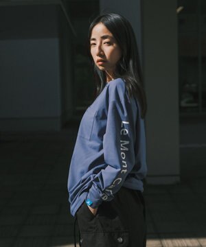 【UNISEX】吸水速乾 ショルダーロゴロングスリーブTシャツ（S・Mサイズ）