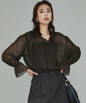  【洗える】クレープドットフロッキー ブラウス