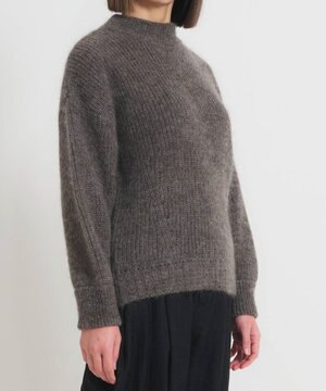  〈天然素材の上質なモヘヤ〉アルパカモヘヤ畦編みプルオーバー〈日本製〉