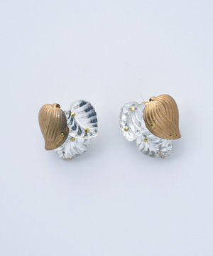  【シルバー/ガラス】ハナミズキリーフピアス