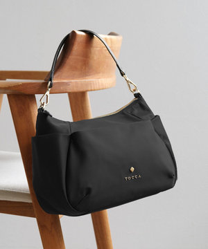 【大人百花掲載】PIECE OF CRESCENT NYLONBAG バッグ