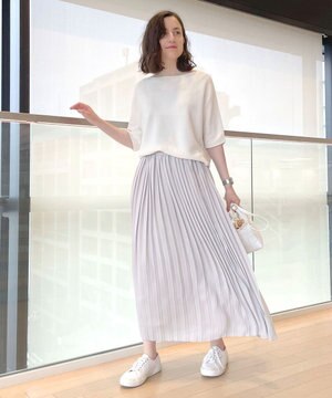 バックサテンアムンゼン プリーツスカート