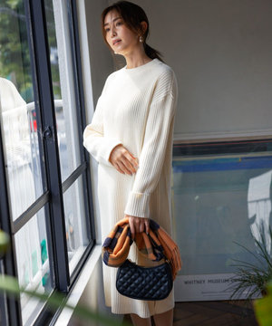 バルキーニット ワンピース