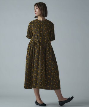  【手刺繍のような刺繍が美しい】ハイドランジア ドレス