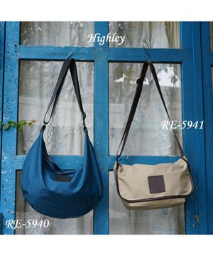  【超軽量 / ペットボトルも入る】かぶせ付きショルダー / REGALO