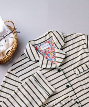  【綿100%】コットンボーダーパジャマ MADE WITH LIBERTY FABRIC