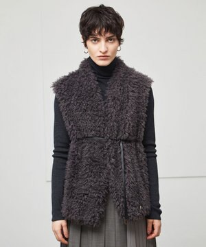  PUY / フェイクファーベスト