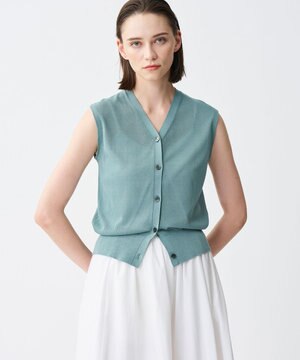  シアーニット ノースリーブベスト