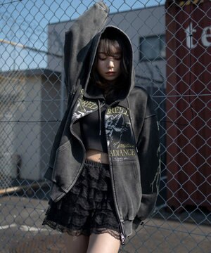  【ユニセックス着用ITEM】ブリーチグラフィックZIPパーカー