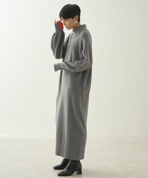  バイパチバイカラーモックネックニットワンピース