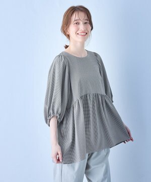 【WEB限定】サッカーギャザーペプラムブラウス