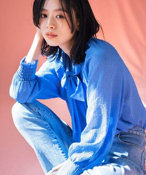  【前後着用可】サッカードビードットプリント ブラウス