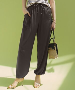  【GLOW8月号掲載/洗える】スムースサテン パラシュートパンツ