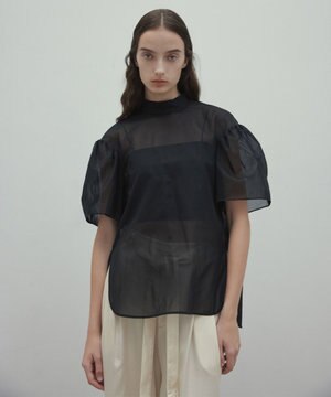  【洗える】PLUMERIA / コットンシアーパフスリーブブラウス