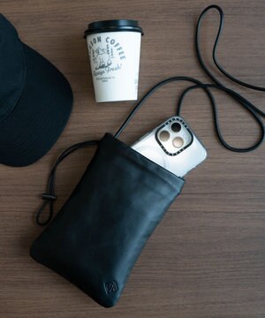  ultma TOKYO アイオ 巾着 ショルダーバッグ 11981 本革 サコッシュ