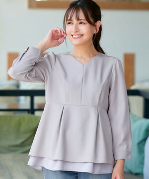  【洗える】レイヤードヘムペプラムブラウス
