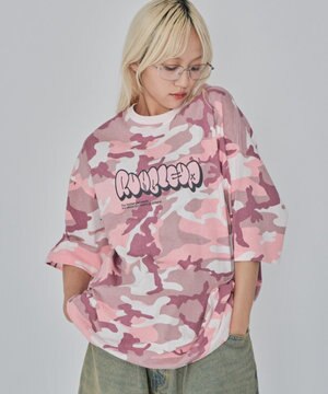  【ユニセックス着用ITEM/MLサイズ展開】カモフラグラフィックT（SS）