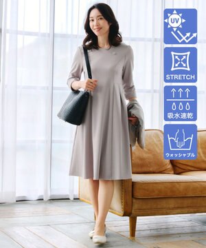  【UVカット・吸水速乾】 “きれい見え” カットソータックフレアワンピース