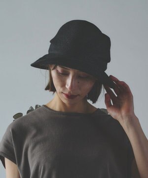  〈UVカット加工〉〈軽くて折りたためる〉サイドタックの帽子