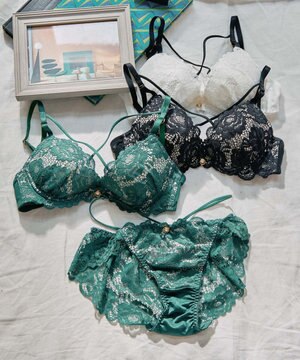  【WEB限定】【プチプラブラセット】純欲レーシーBIGクロスブラジャー＆ショーツセット 【northerly】