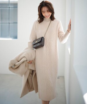  【洗える】ハイネックケーブルニット ワンピース