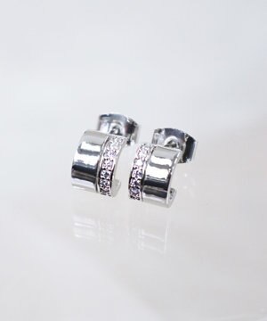  【金属アレルギー対応】ラインフープピアス