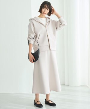 【新色登場】BEAUTY FORM JERSEY セミフレアスカート