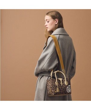  【牛革】フィバナイラ/キューブトート21cm(ショルダーストラップ付)