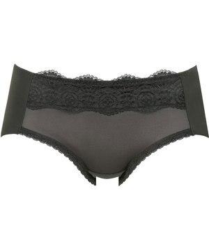  ショーツ 【スタイルアップブラ】 KB2900とペア アウターにひびきにくい(バック裾) やさしいフィット感 はきこみ丈あさめ KF2990 ウイング／ワコール