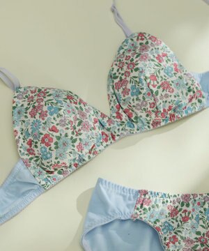  MADE WITH LIBERTY FABRIC 綿混三角ノンワイヤーブラ