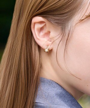  【痛くないシリーズ/金属アレルギー対応】ドロップパールライトフィットイヤリング　ゴールド