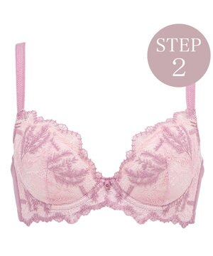  【BRADELIS New York】ベルステップ２ブラ23S2 高さを出してシャープなバストをつくる