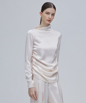  GINETTE / シャーリングブラウス