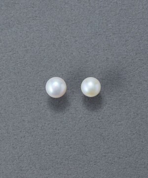  〈金属アレルギー対応〉シェルパール ミニマルスタッドピアス/ホワイト　1.0mmパール