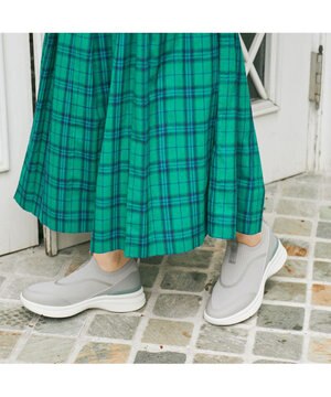  <ing>【レイン対応】ニットスリッポンスニーカー