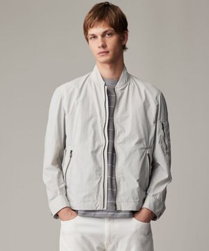  【軽量/ストレッチ/撥水】ライトワッシャーストレッチ ショートブルゾン